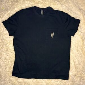 Forever 21 black tshirt with mushroom on front pocket size XL lightweight